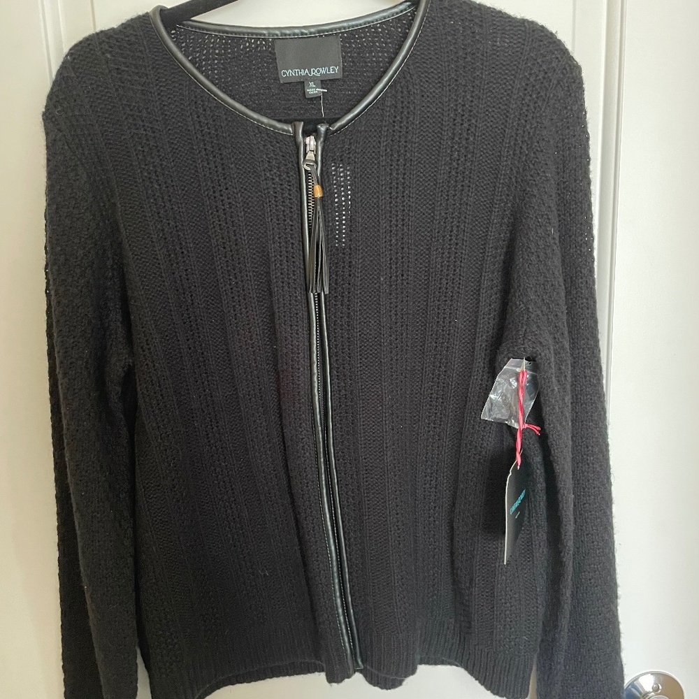 NWT Women’s Cynthia Rowley Black Cardigan Sweater. Size XL